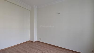 Bedroom Image of 1367 Sq.ft 2 BHK Apartment / Flat for rent in Raheja Vedaanta, Sector 108 Gurgaon for Rs. 28000