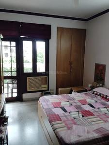 Bedroom Image of 2000 Sq.ft 4 BHK Apartment / Flat for sale in  Eastend Apartments, Indirapuram Ghaziabad for Rs. 22500000