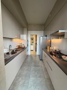 Kitchen Image of 2300 Sq.ft 3.5 BHK Apartment / Flat for rent in DLF One Midtown, Karampura New Delhi for Rs. 95000