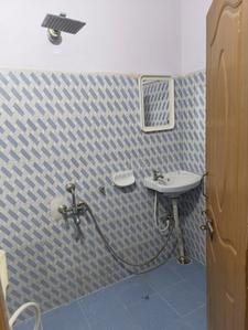 Bathroom Image of 800 Sq.ft 1 BHK Builder Floor for rent in Uppal Hyderabad for Rs. 18500