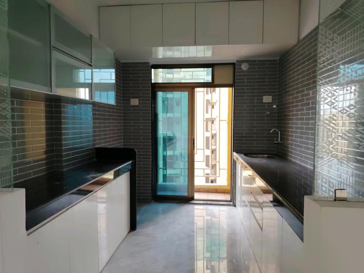 Imperial Splendora Main Image 1