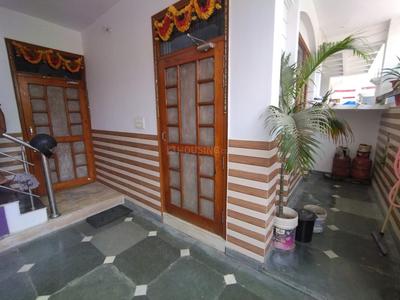 Balcony Image of 1200 Sq.ft 2 BHK Builder Floor for rent in Aliganj Lucknow for Rs. 13900