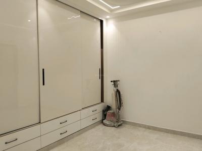 Bedroom Image of 1500 Sq.ft 4 BHK Builder Floor for sale in Rohini Sector 28 New Delhi for Rs. 15100000