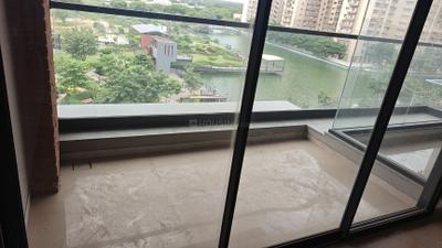 Balcony Image of 3250 Sq.ft 4 BHK Apartment / Flat for rent in Adani Paarijat, Shantigram Ahmedabad for Rs. 125000