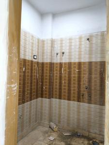 Common Bathroom Image of 750 Sq.ft 2 BHK Builder Floor for sale in DLF Ankur Vihar Ghaziabad for Rs. 2132020