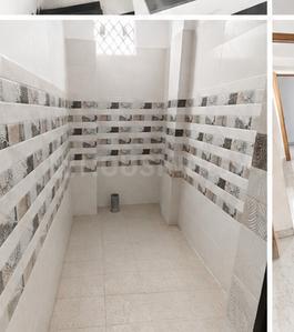 Bathroom Image of 720 Sq.ft 2 BHK Independent House for sale in Qaiserbagh Lucknow for Rs. 2500000