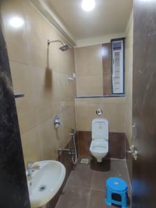 Bathroom Image of 765 Sq.ft 2 BHK Apartment / Flat for rent in Ramanmala Kolhapur for Rs. 15000