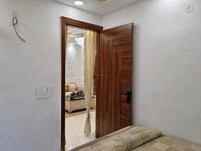 Bedroom Image of 810 Sq.ft 3 BHK Apartment / Flat for sale in Dwarka Mor New Delhi for Rs. 5500000