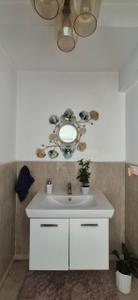 Kitchen Image of 1800 Sq.ft 3 BHK Apartment / Flat for sale in RNA NG Grand Plaza Phase I, Ghansoli Navi Mumbai for Rs. 30000000