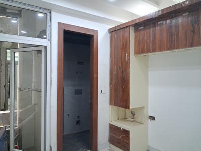 Bedroom Image of 1050 Sq.ft 2 BHK Apartment / Flat for sale in Sector 72 Noida for Rs. 3850000
