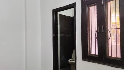 Bedroom Image of 850 Sq.ft 2 BHK Apartment / Flat for rent in Indirapuram Ghaziabad for Rs. 22000