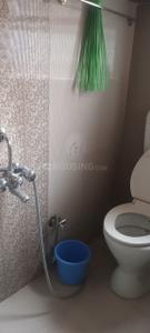 Bathroom Image of 855 Sq.ft 2 BHK Apartment / Flat for rent in Kohinoor Jeeva, Bibwewadi Pune for Rs. 30000
