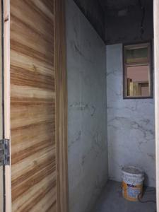 Common Bathroom Image of 1050 Sq.ft 2 BHK Apartment / Flat for sale in Sector 73 Noida for Rs. 3700000
