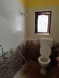 Bathroom Image of 930 Sq.ft 2 BHK Apartment / Flat for sale in Ganguly Bagan Kolkata for Rs. 3300000