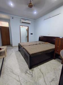 Bedroom Image of 1100 Sq.ft 3 BHK Apartment / Flat for sale in Vikaspuri Luxury Homes, Vikaspuri New Delhi for Rs. 15500000