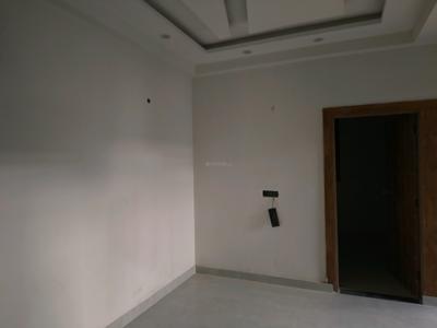 Living Room Image of 900 Sq.ft 3 BHK Builder Floor for sale in DLF Ankur Vihar Ghaziabad for Rs. 3475232