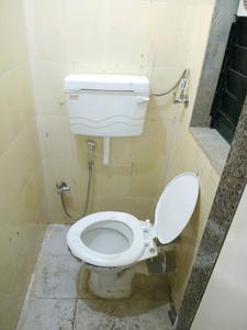 Bedroom Image of 570 Sq.ft 1 BHK Apartment / Flat for rent in Dosti Estates, Antop Hill Mumbai for Rs. 50000