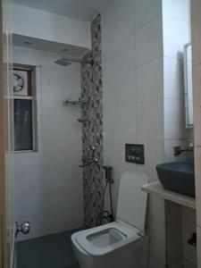 Common Bathroom Image of 1410 Sq.ft 3 BHK Apartment / Flat for sale in Paras Tierea, Sector 137 Noida for Rs. 11900000