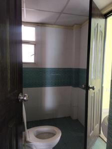 Common Bathroom Image of 1720 Sq.ft 3 BHK Apartment / Flat for sale in Keltech Golf Vista, Crossings Republik Ghaziabad for Rs. 11000000