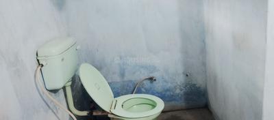 Bathroom Image of 1300 Sq.ft 2 BHK Independent House for sale in Aliganj Lucknow for Rs. 4000000