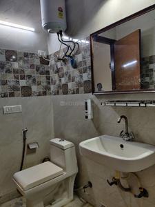 Image of 2200 Sq.ft 3 BHK Builder Floor for rent in Sector 105, Noida for Rs. 40000