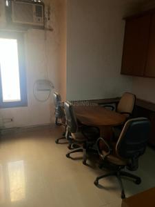Bathroom Image of 2500 Sq.ft 3 BHK Builder Floor for rent in RWA Saket Block J, Saket New Delhi for Rs. 100000