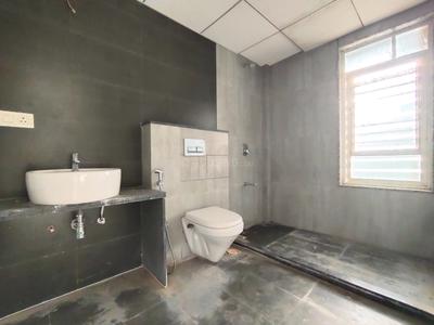 Bathroom Image of 1628 Sq.ft 3 BHK Apartment / Flat for sale in Prapti Springs Retreat 4, Bhayli Vadodara for Rs. 8500000