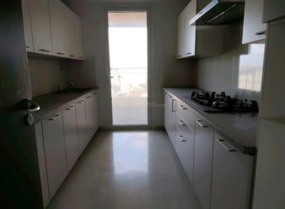 Kitchen Image of 1800 Sq.ft 3 BHK Apartment / Flat for rent in Lokhandwala Minerva, Worli Mumbai for Rs. 375000