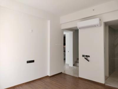 Bedroom Image of 3061 Sq.ft 3 BHK Apartment / Flat for sale in BPTP The Deck, Sector 82 Faridabad for Rs. 43500000
