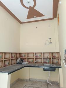 Kitchen Image of 1200 Sq.ft 3 BHK Builder Floor for rent in Mohmmadpur Majara Lucknow for Rs. 15000