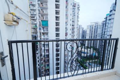 Balcony Image of 955 Sq.ft 2 BHK Apartment / Flat for sale in Prateek Wisteria, Sector 77 Noida for Rs. 11900000