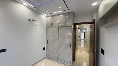Bedroom Image of 1000 Sq.ft 2 BHK Builder Floor for rent in Janakpuri New Delhi for Rs. 36000