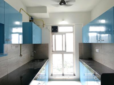 Kitchen Image of 1200 Sq.ft 3 BHK Apartment / Flat for rent in Godrej Emerald, Kasarvadavali Thane for Rs. 35999