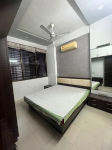 Bedroom Image of 1800 Sq.ft 3 BHK Apartment / Flat for rent in  Pride Icon, Sola Ahmedabad for Rs. 32000
