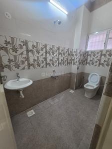 Bathroom Image of 1000 Sq.ft 2 BHK Independent House for rent in Egmore Chennai for Rs. 40000
