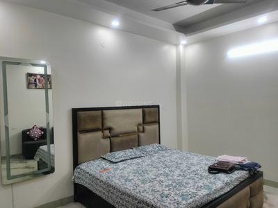 Bedroom Image of 1300 Sq.ft 3 BHK Builder Floor for sale in Shastri Nagar Ghaziabad for Rs. 9500000