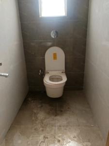 Common Bathroom Image of 700 Sq.ft 2 BHK Apartment / Flat for sale in Prithvi Proximus by Prithvi Edifice, Hadapsar Pune for Rs. 8300000