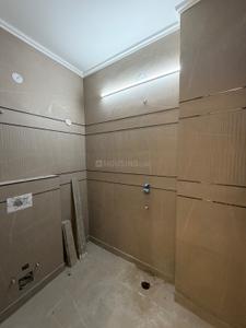 Bathroom Image of 1000 Sq.ft 3 BHK Builder Floor for rent in Hari Nagar New Delhi for Rs. 28000