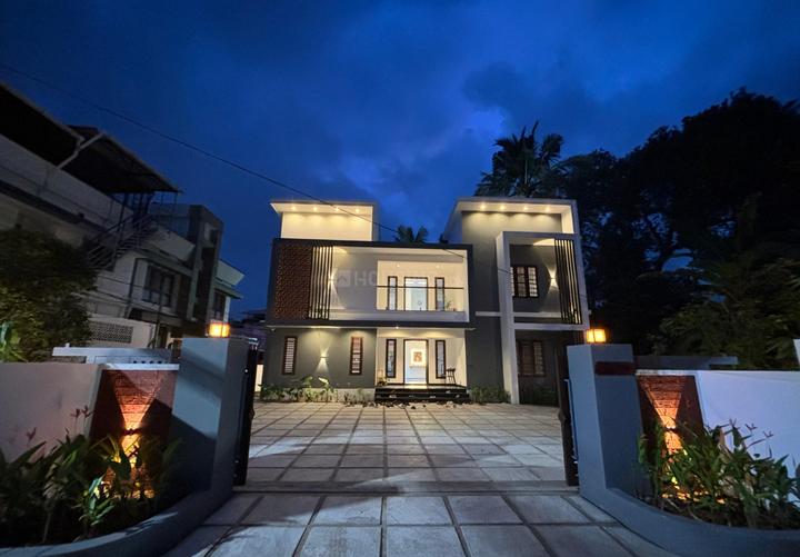 Premium independent house Main Image 1