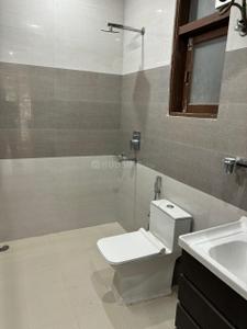 Bathroom Image of 2400 Sq.ft 12 BHK Independent House for sale in Sector 51 Gurgaon for Rs. 125000000