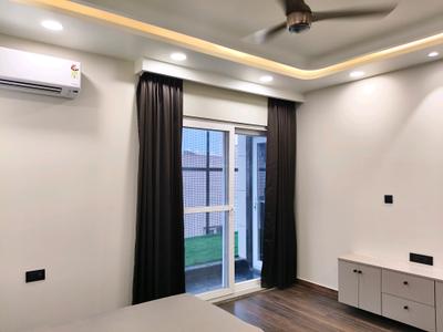 Bedroom Image of 1800 Sq.ft 3 BHK Builder Floor for sale in Greenwood City Floors, Sector 45 Gurgaon for Rs. 29000000