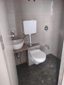 Bathroom Image of 717 Sq.ft 1 BHK Apartment / Flat for rent in Palash Homes, Sarkhej Ahmedabad for Rs. 16000