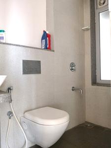 Common Bathroom Image of 550 Sq.ft 2 BHK Apartment / Flat for rent in Piramal Vaikunth , Thane West Thane for Rs. 32000