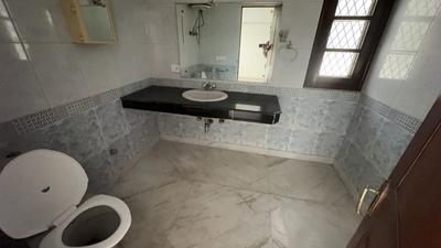 Image of 4200 Sq.ft 4 BHK Apartment / Flat for sale in CGHS Sheeba Apartment, Sector 28, Gurgaon for Rs. 45500000