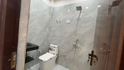 Image of 1000 Sq.ft 2 BHK Builder Floor for sale in Indirapuram, Ghaziabad for Rs. 5600000