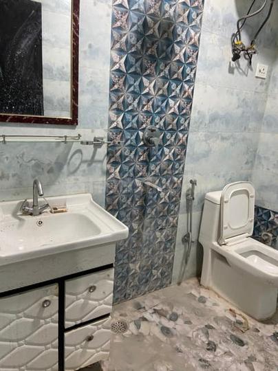 Freedom fighter Enclave Bathroom 1