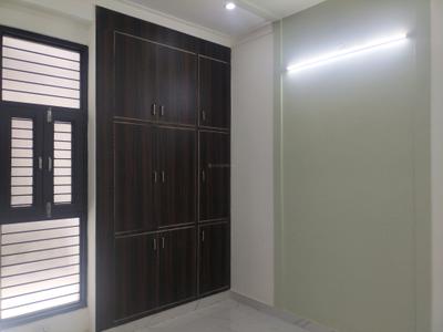 Bedroom Image of 800 Sq.ft 2 BHK Apartment / Flat for sale in CI Golf City, Kambakshpur Noida for Rs. 3063000