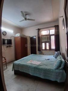 Bedroom Image of 1800 Sq.ft 3 BHK Builder Floor for sale in Sector 32 Faridabad for Rs. 10500000