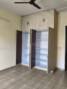 Bedroom Image of 1800 Sq.ft 3 BHK Builder Floor for rent in Sector 46 Noida for Rs. 42000