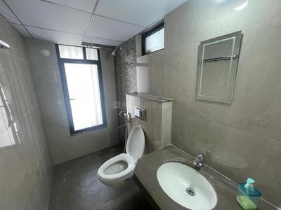 Image of 1000 Sq.ft 2 BHK Apartment / Flat for rent in Kumar Primavera B6, Wadgaon Sheri, Pune for Rs. 38000